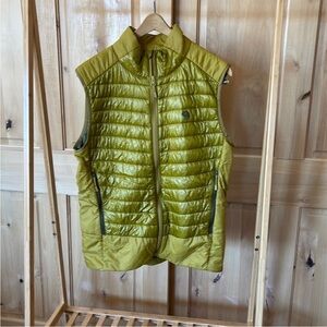 Mountain Hardwear vest